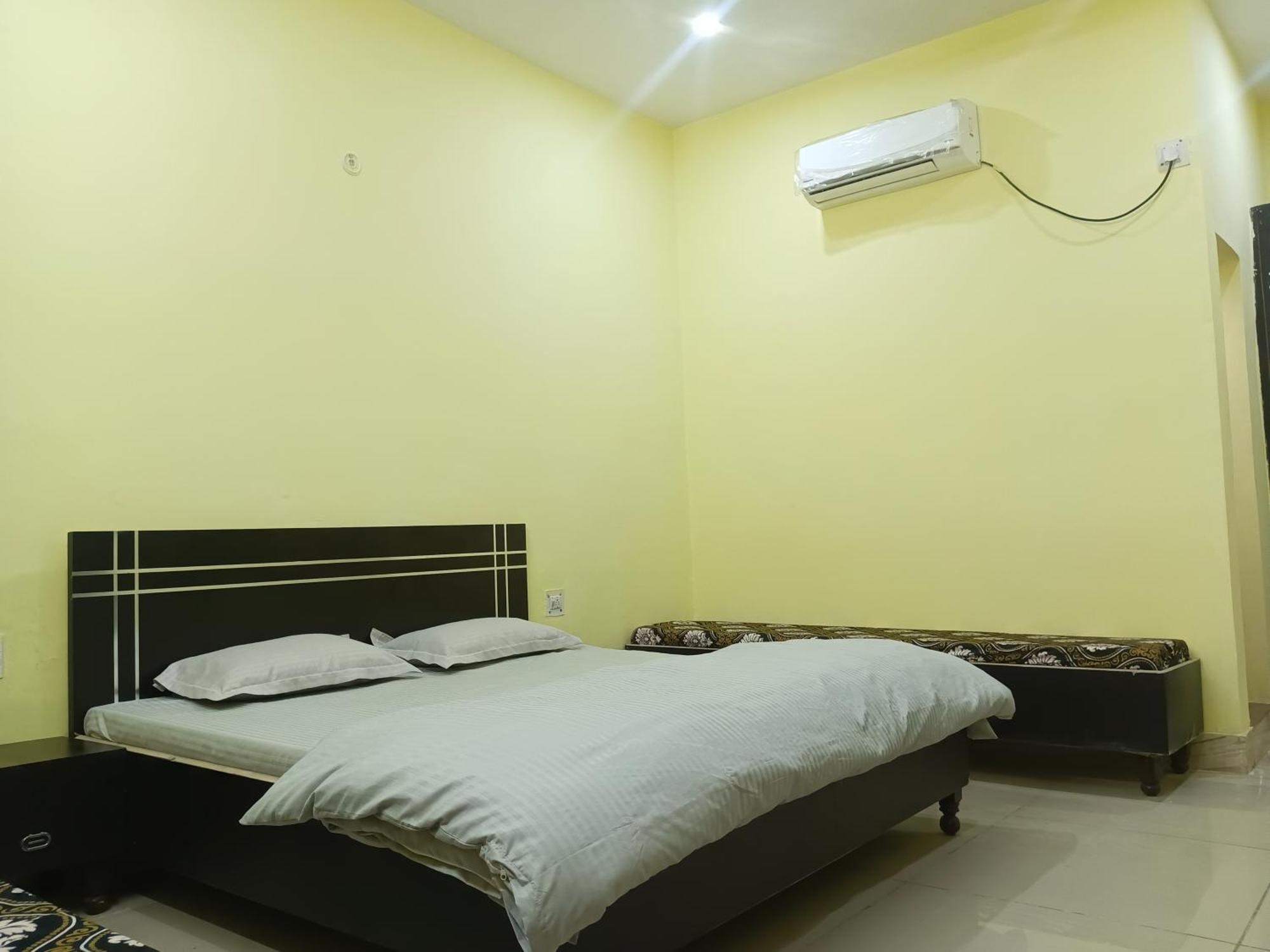 فندق G G Multi Complex ميروت المظهر الخارجي الصورة
